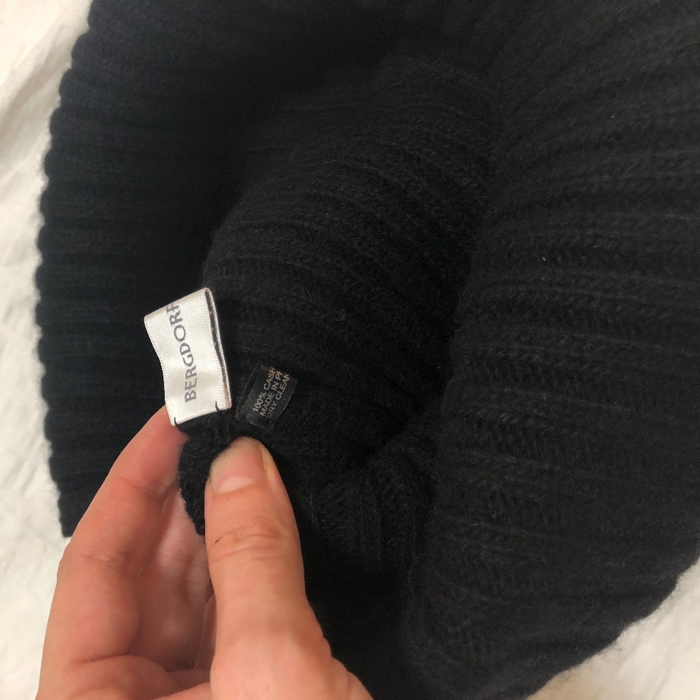 Bergdorf Cashmere Scarf